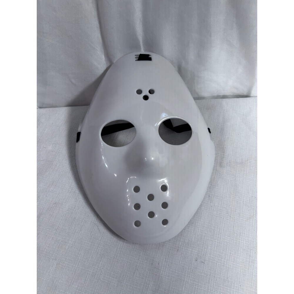 CostumesUSA Hockey Mask One Size White Slasher Horror Kids